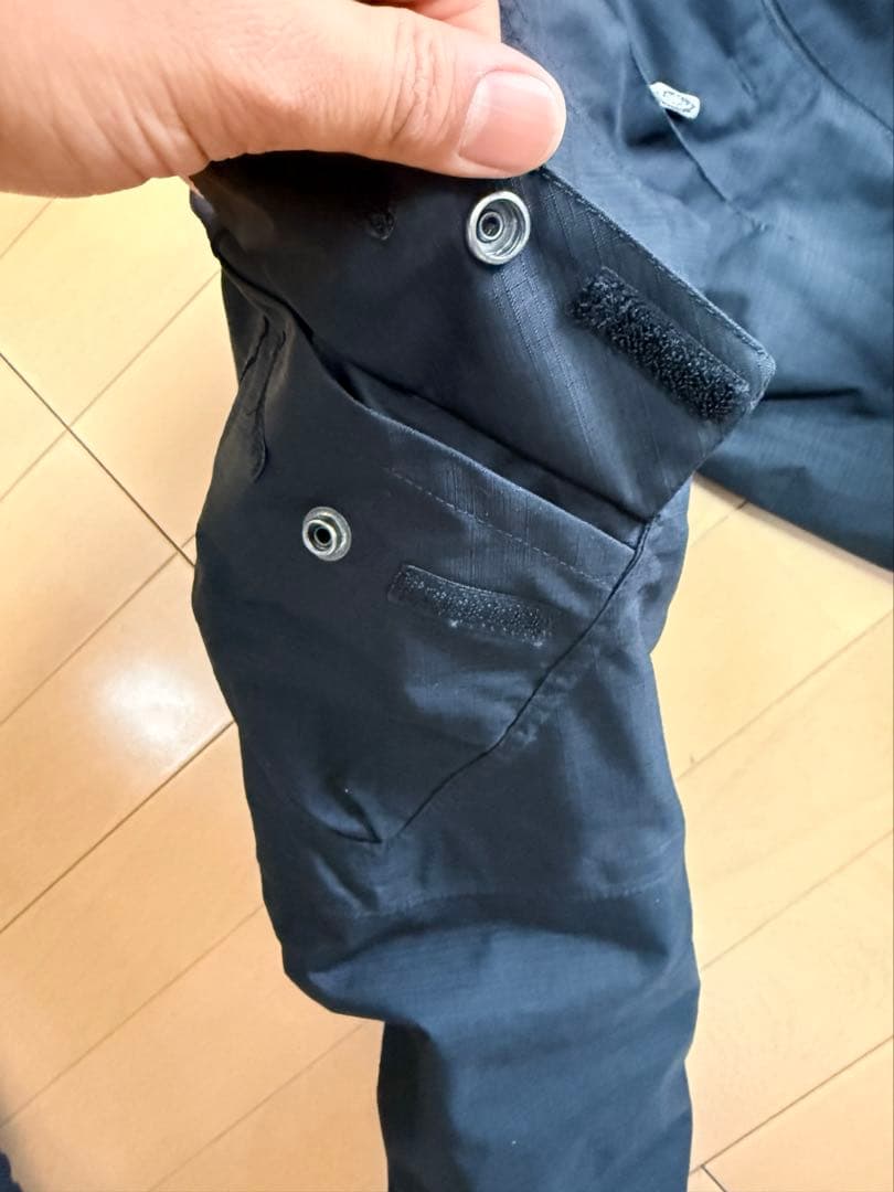 OAKLEY ジャケット ブラック　スノーボード M or L サイズ