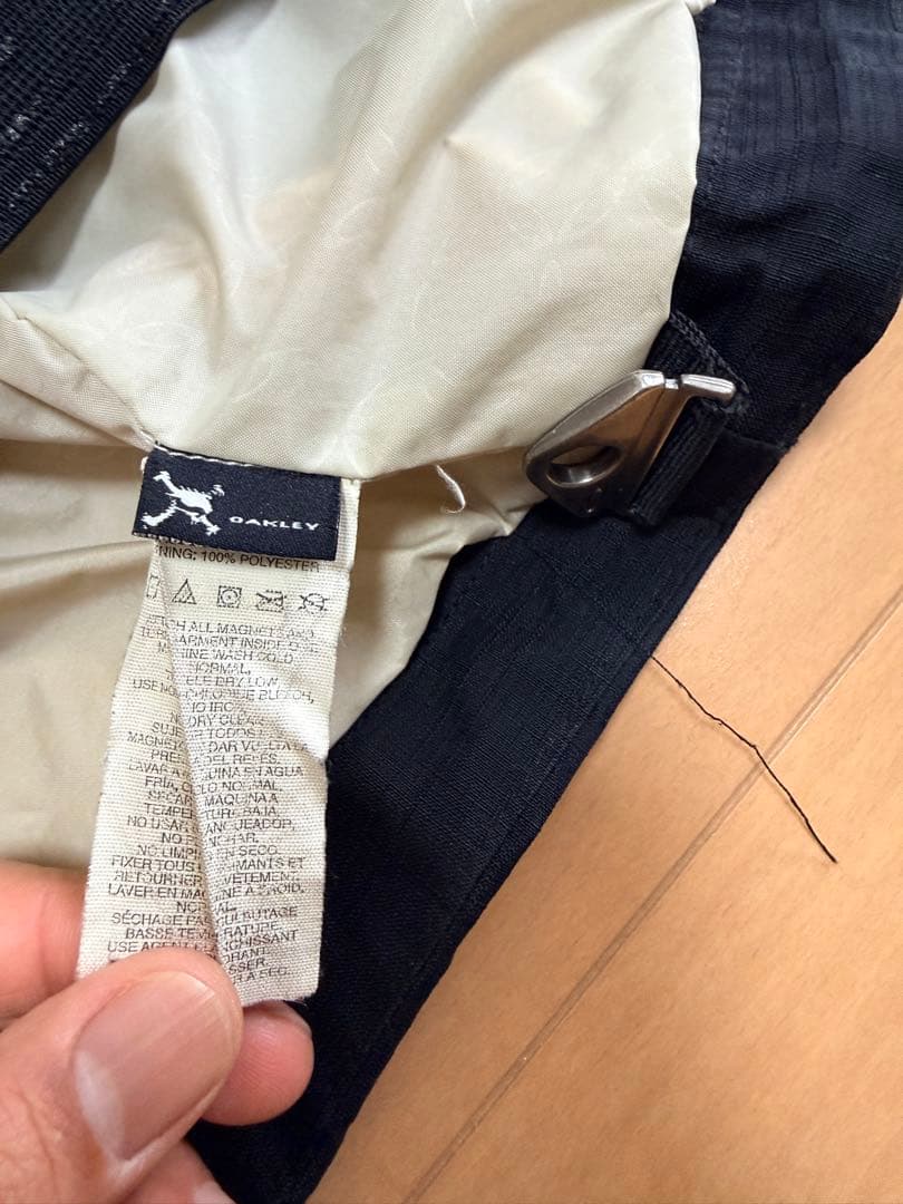 OAKLEY ジャケット ブラック　スノーボード M or L サイズ