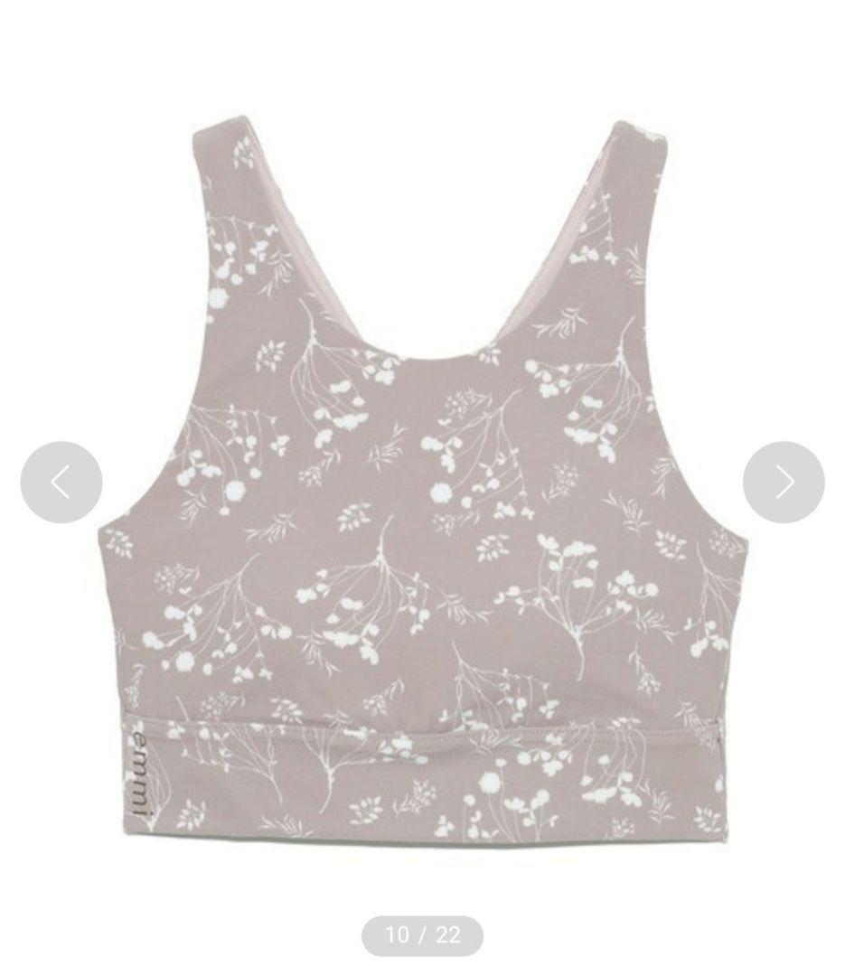 emmi yoga　エミヨガ　フラワー　トップ　レギンス　セット　0