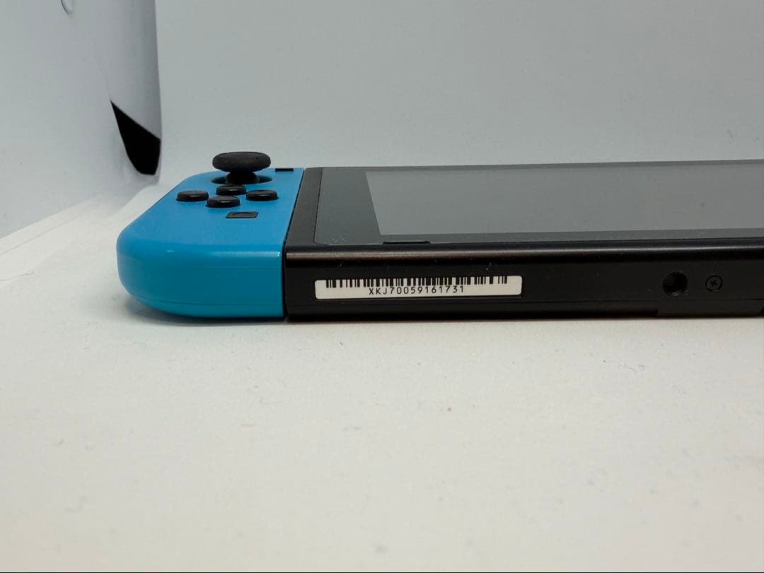 【プロコン、専用ケース付き】Nintendo Switch 本体　箱なし