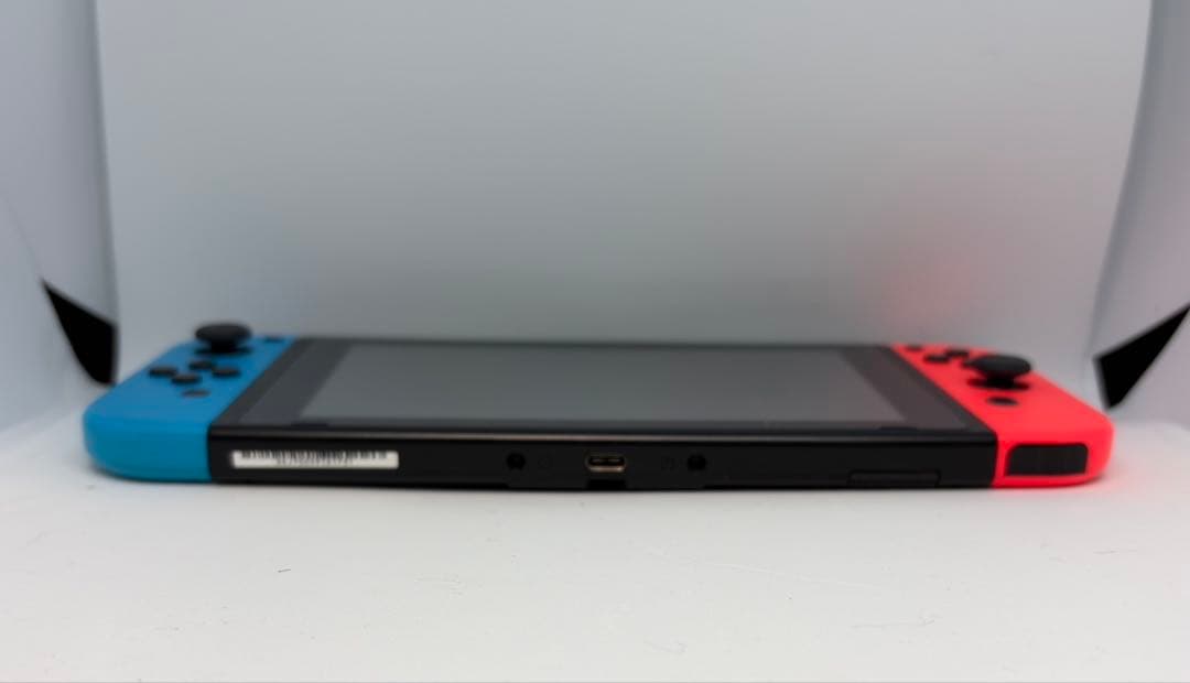 【プロコン、専用ケース付き】Nintendo Switch 本体　箱なし