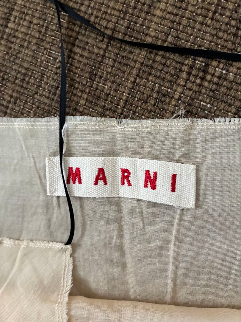 MARNI ワンピース　膝丈