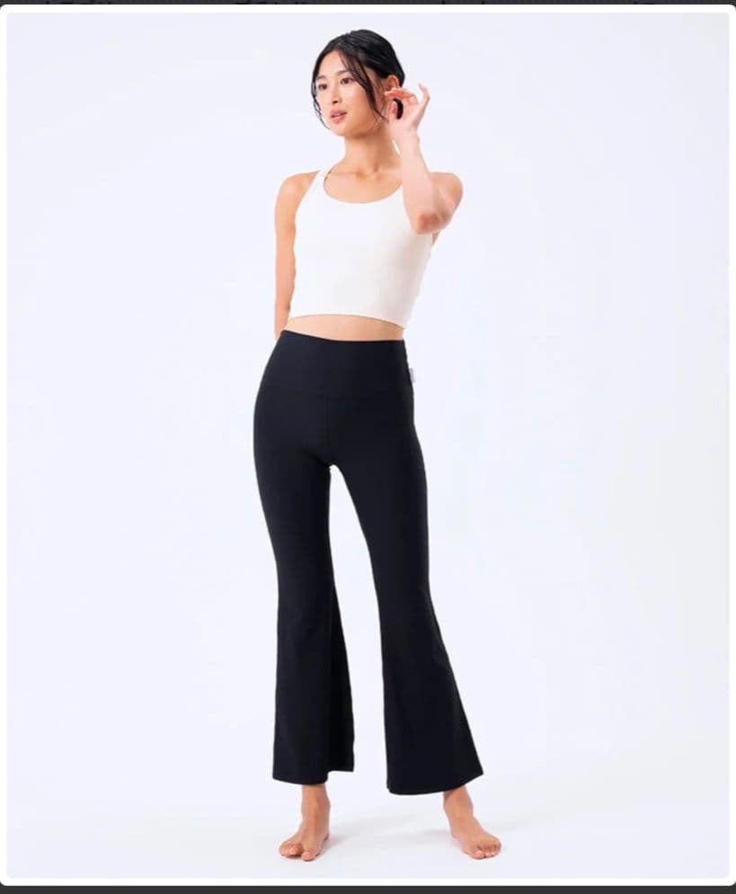 【SUKALA】フレアリブパンツ　ブラックM 新品未開封
