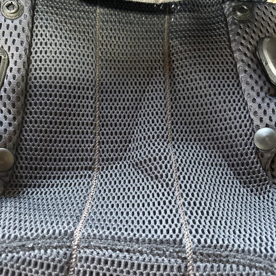 BABY BJORN ベビーキャリア　Airy mesh Airアンスラサイト