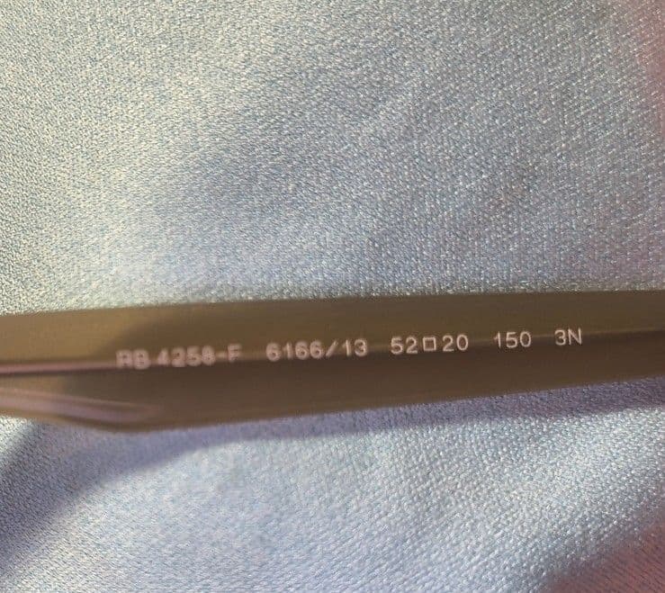 美品 レイバン RB4258Fアジアンフィット ウェリントン型 ユニセックス