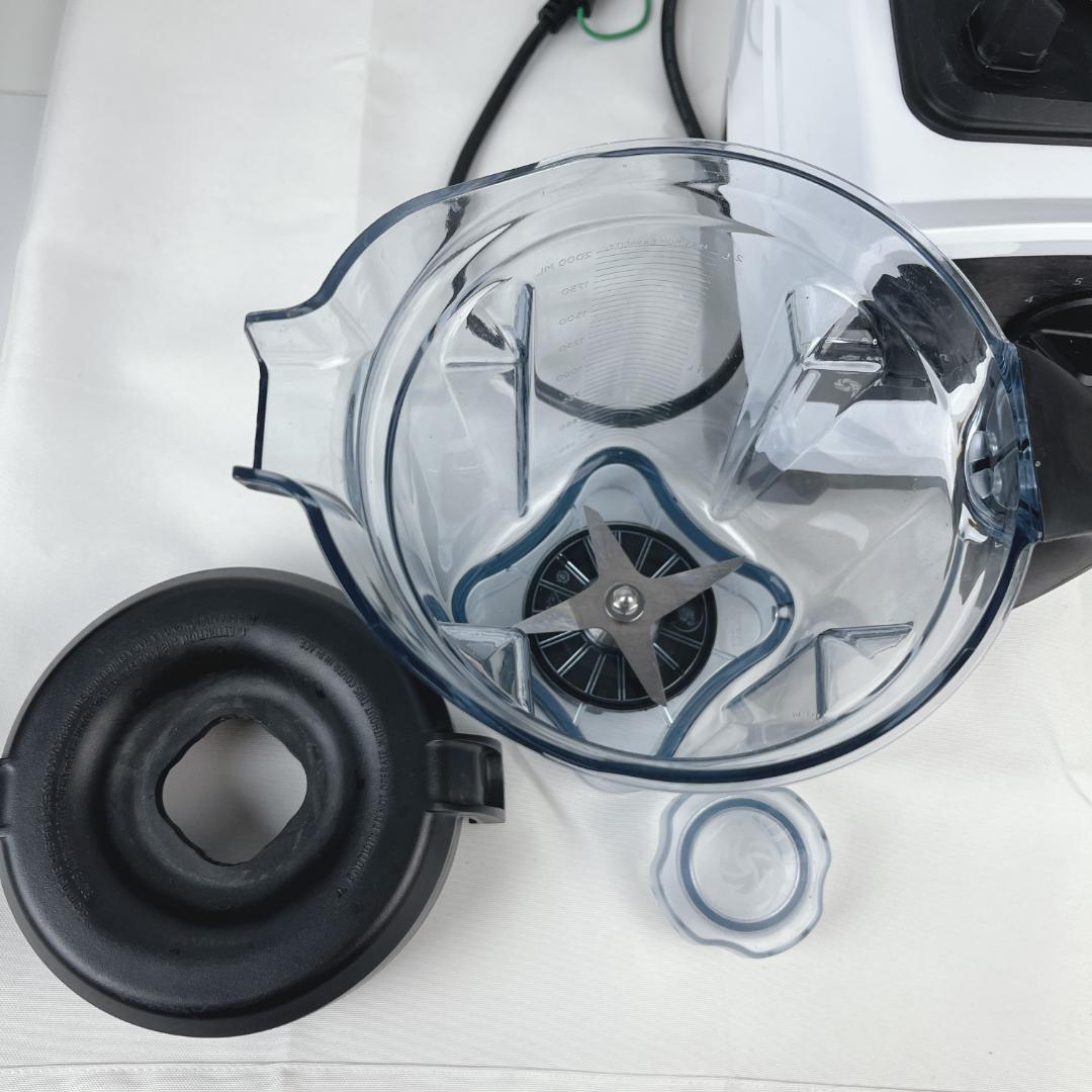 美品☘️Vitamix E320 ホワイト◾︎ VM0202 バイタミックス 白