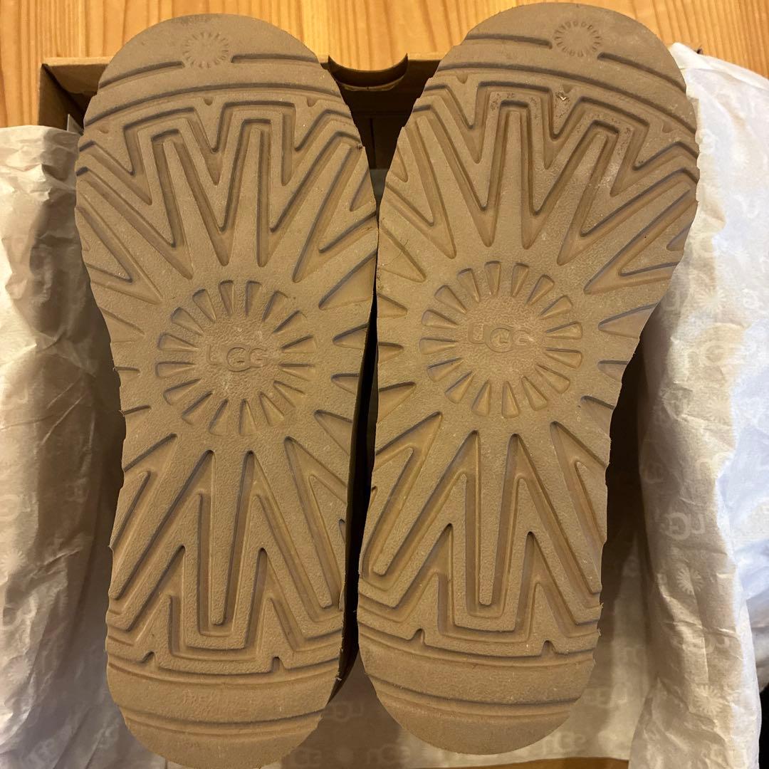 【美品】UGG CLASSIC MINI PLATFORM CHE