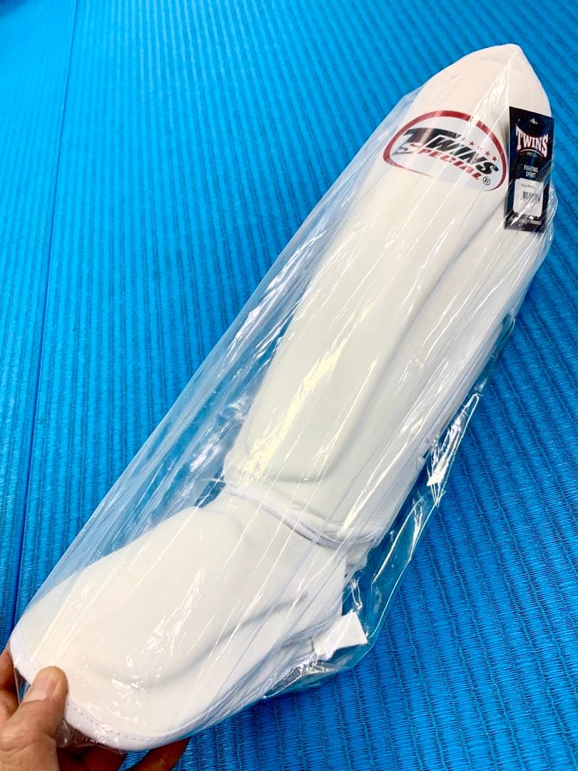 新品 本革 TWINS レガース Lサイズ ツインズ レッグガード 定番 白色