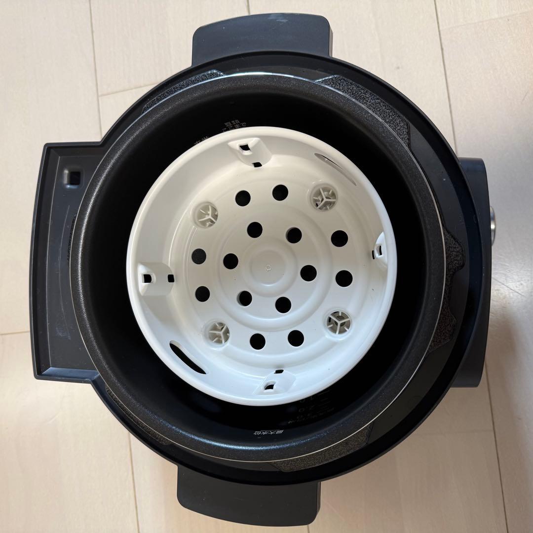 アイリスオーヤマ電気圧力鍋2.2L 美品❗️ カスミさん専用‼️