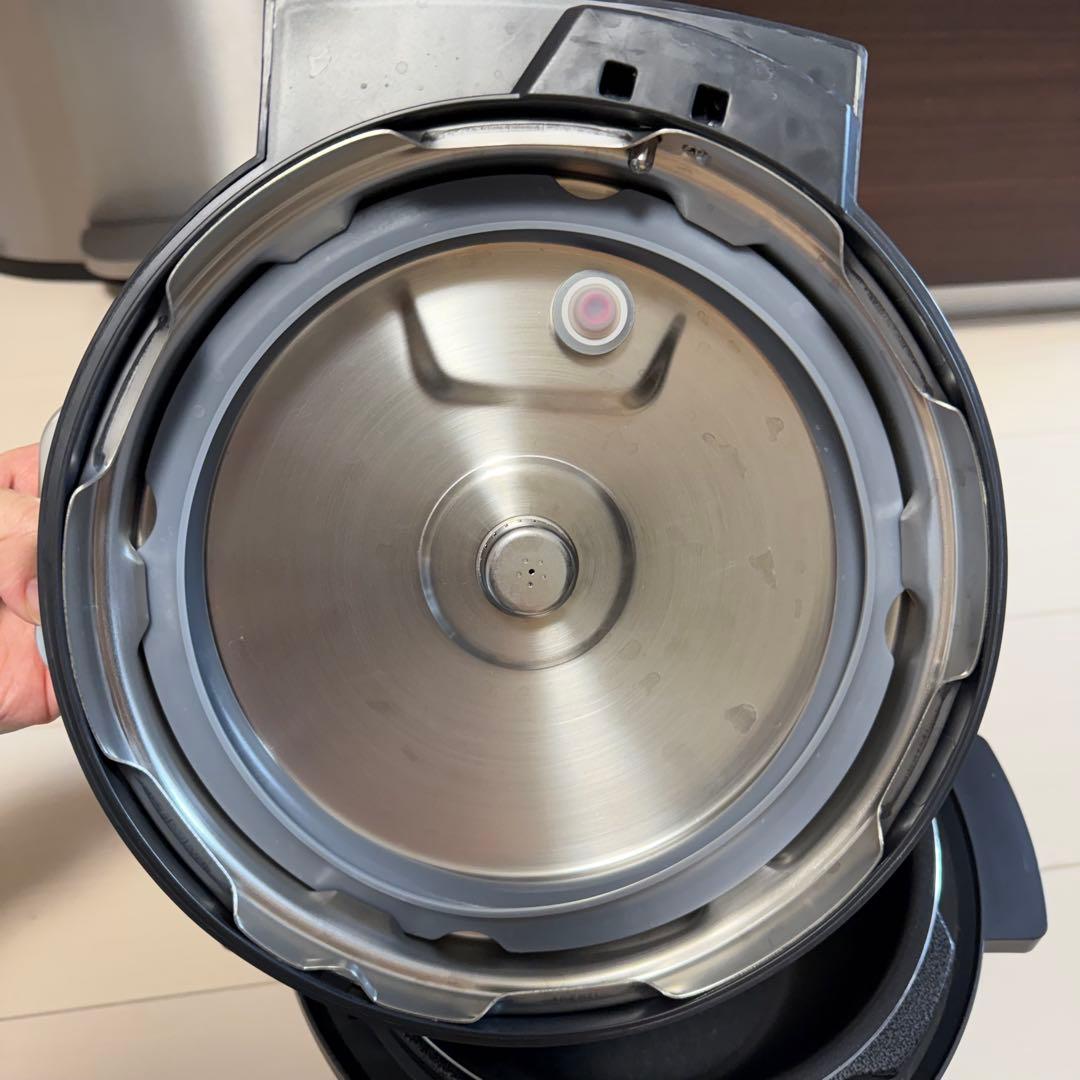 アイリスオーヤマ電気圧力鍋2.2L 美品❗️ カスミさん専用‼️