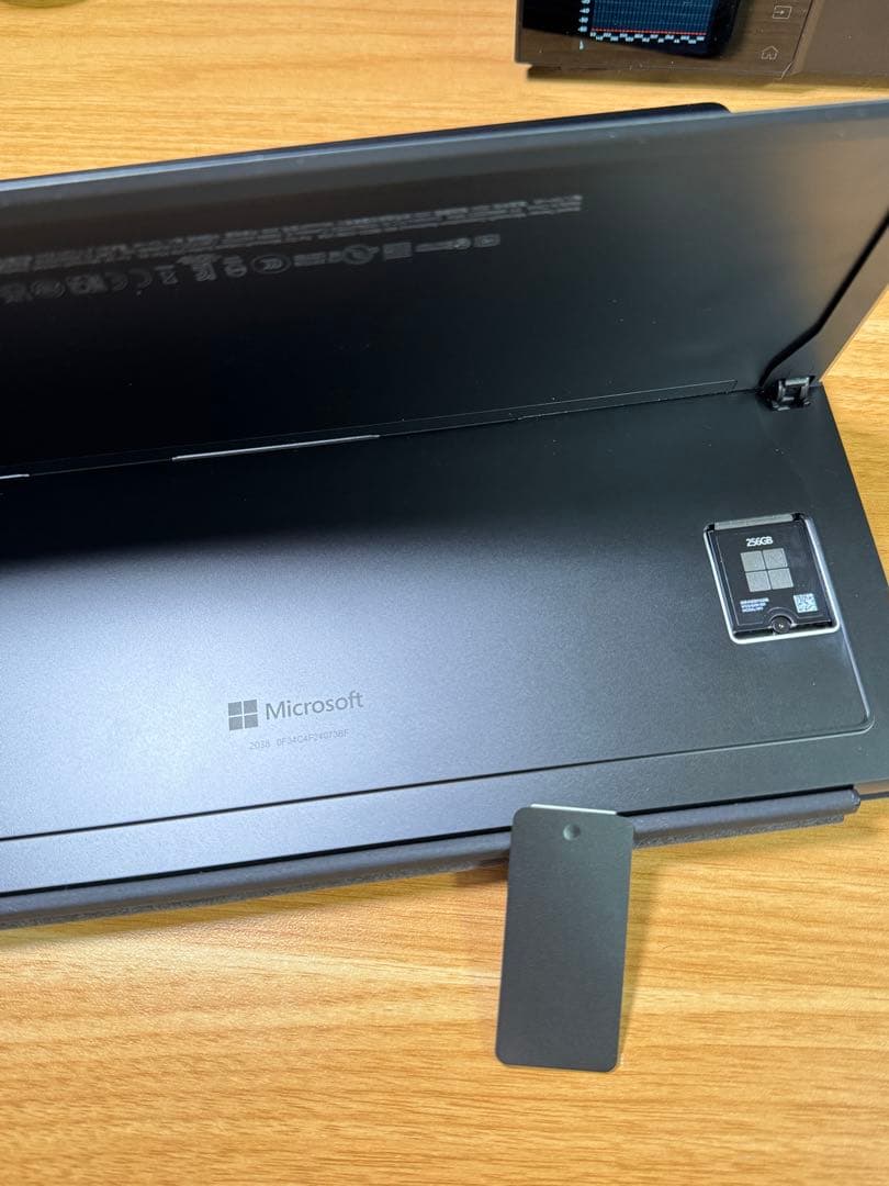 Surface Pro 9 i5 8GB 256GBタイプカバー＋タッチペン付