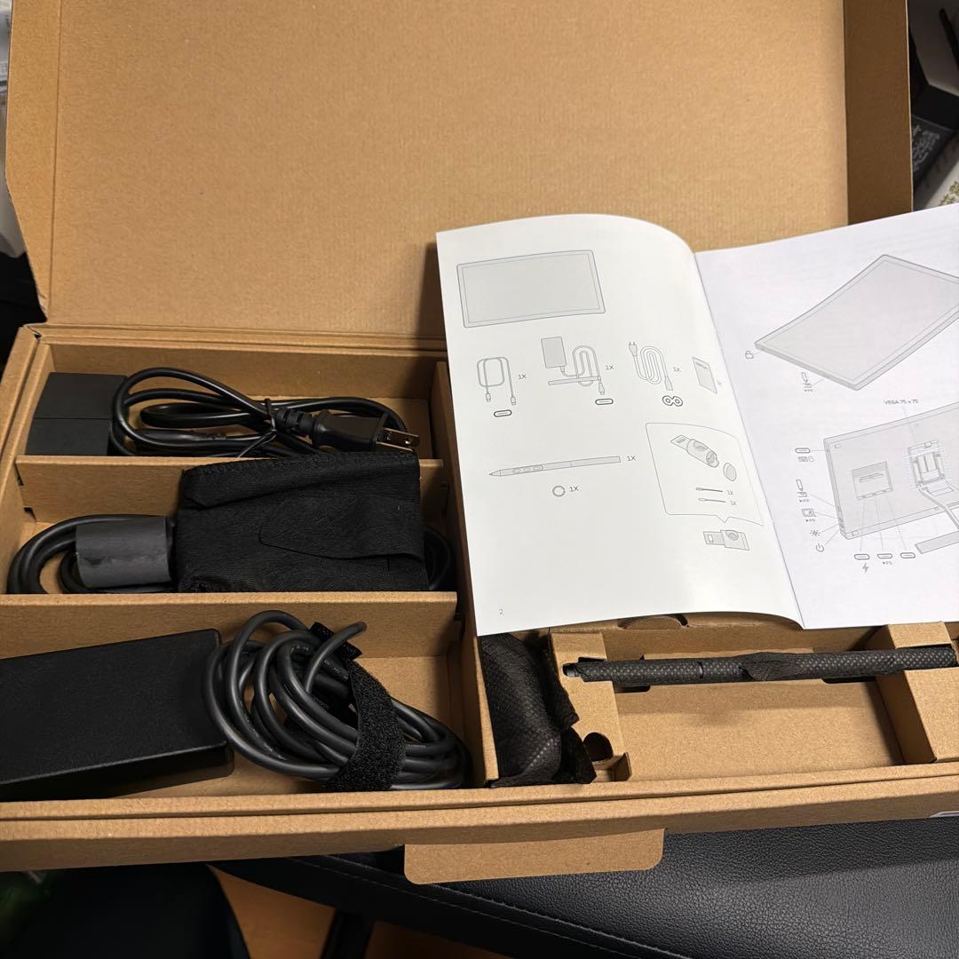 wacom Cintiq 24 touch 2025年モデル