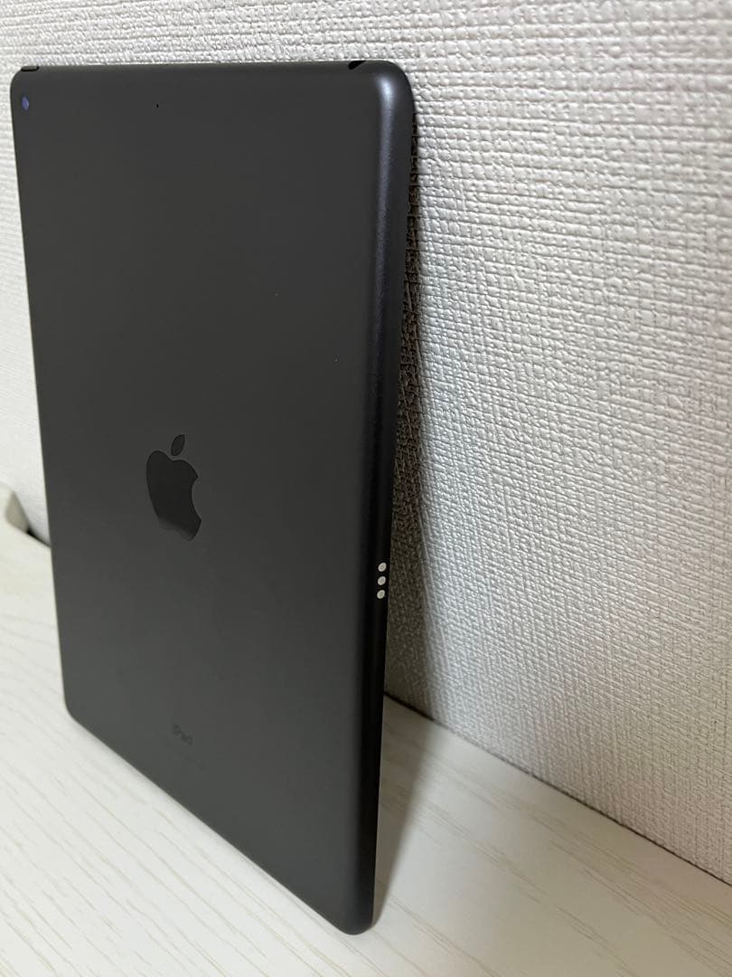 【ケース付き】iPad 10.2インチ 第9世代 Wi-Fi 64GB