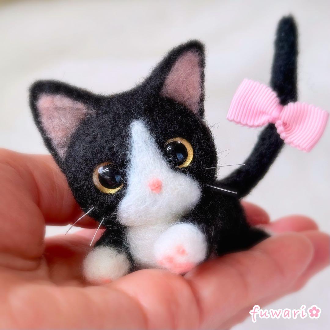 リクエスト品　羊毛フェルト　ちょこんと甘えんぼハチワレ♡おすましキジトラセット