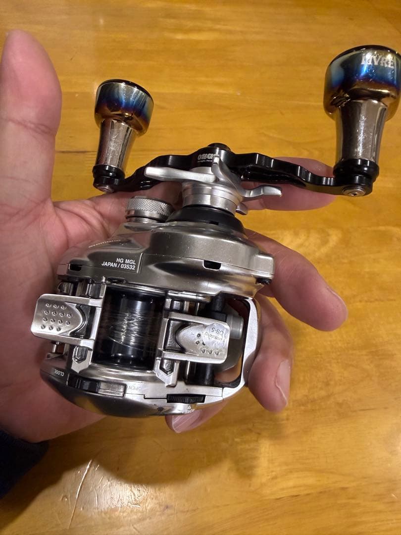 タク　シマノ　16メタニウムとリブレ琵琶湖ハンドルのセット