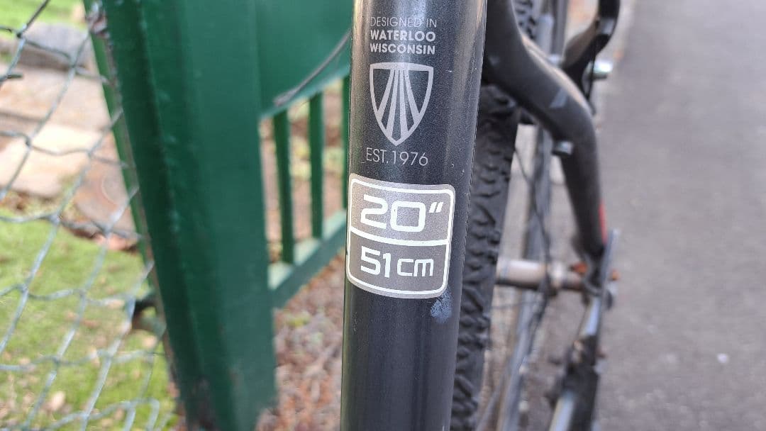 手渡し限定 TREK 7.4