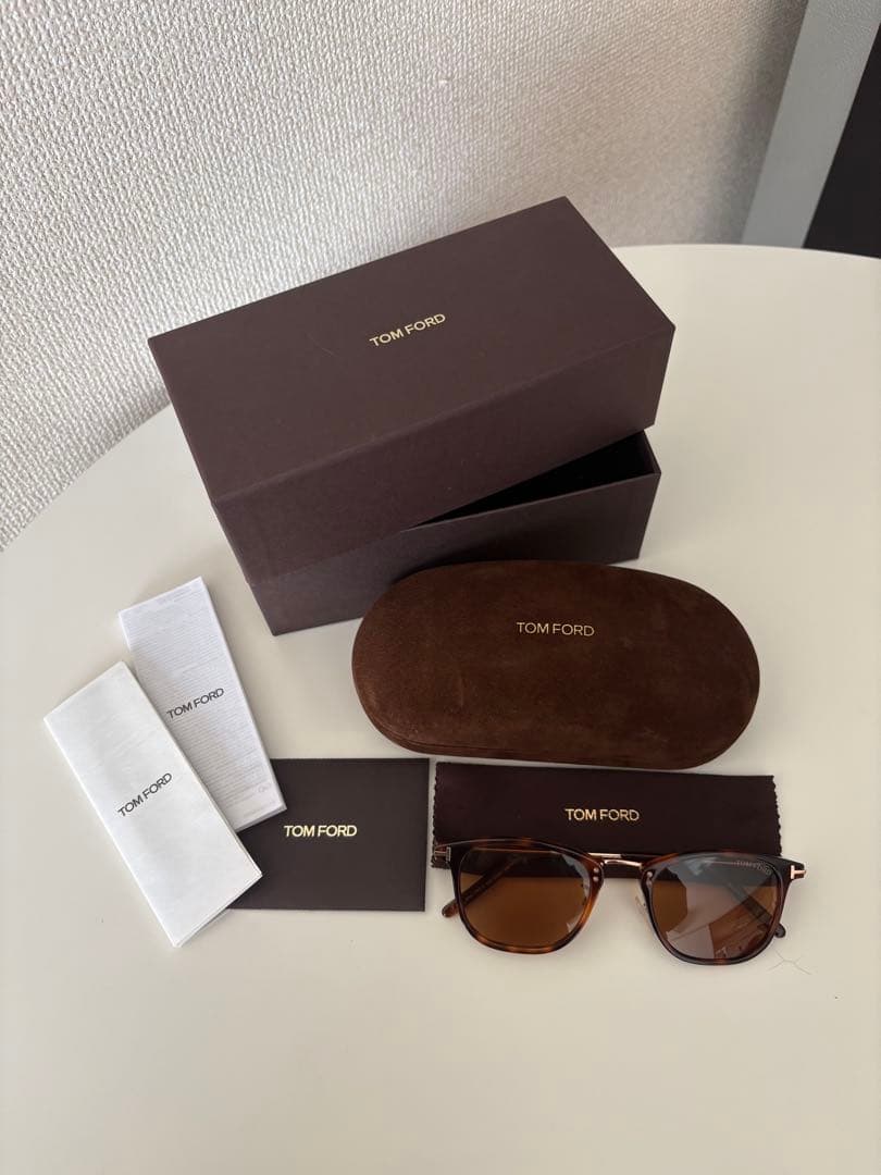 TOM FORD サングラス ブラウンフレーム