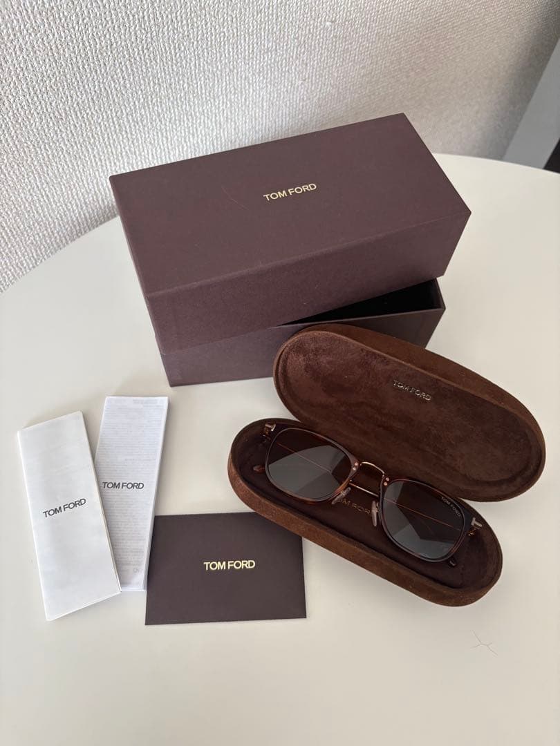 TOM FORD サングラス ブラウンフレーム