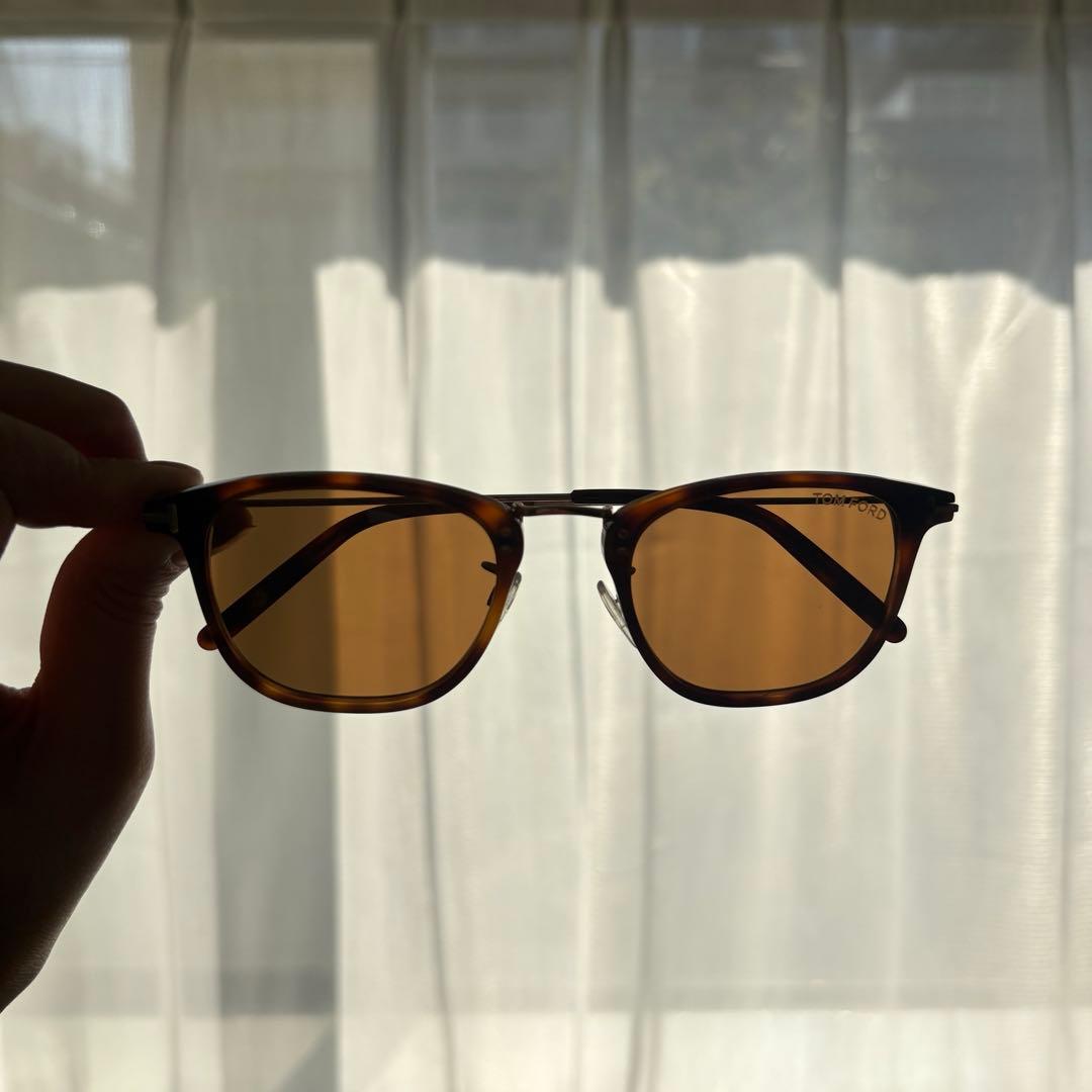 TOM FORD サングラス ブラウンフレーム