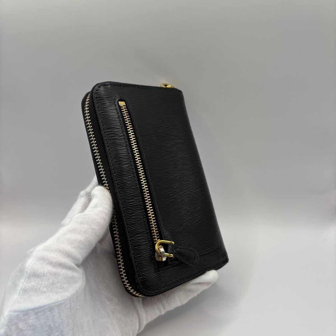 PRADA ラウンドジップ　ミディアムウォレット　1ML157 ヴィッテロムーブ