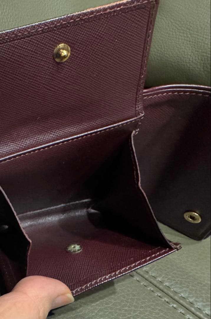 Louis Vuitton ルイ・ヴィトン　二つ折り財布