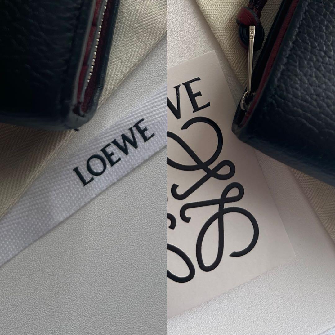 220 美品 LOEWE ロエベ 2つ折り財布
