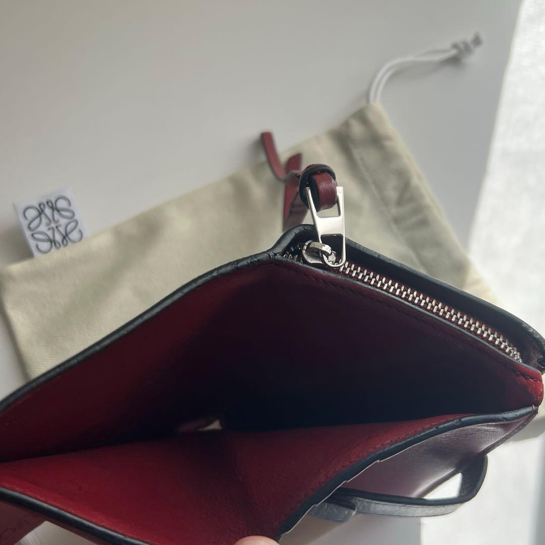220 美品 LOEWE ロエベ 2つ折り財布