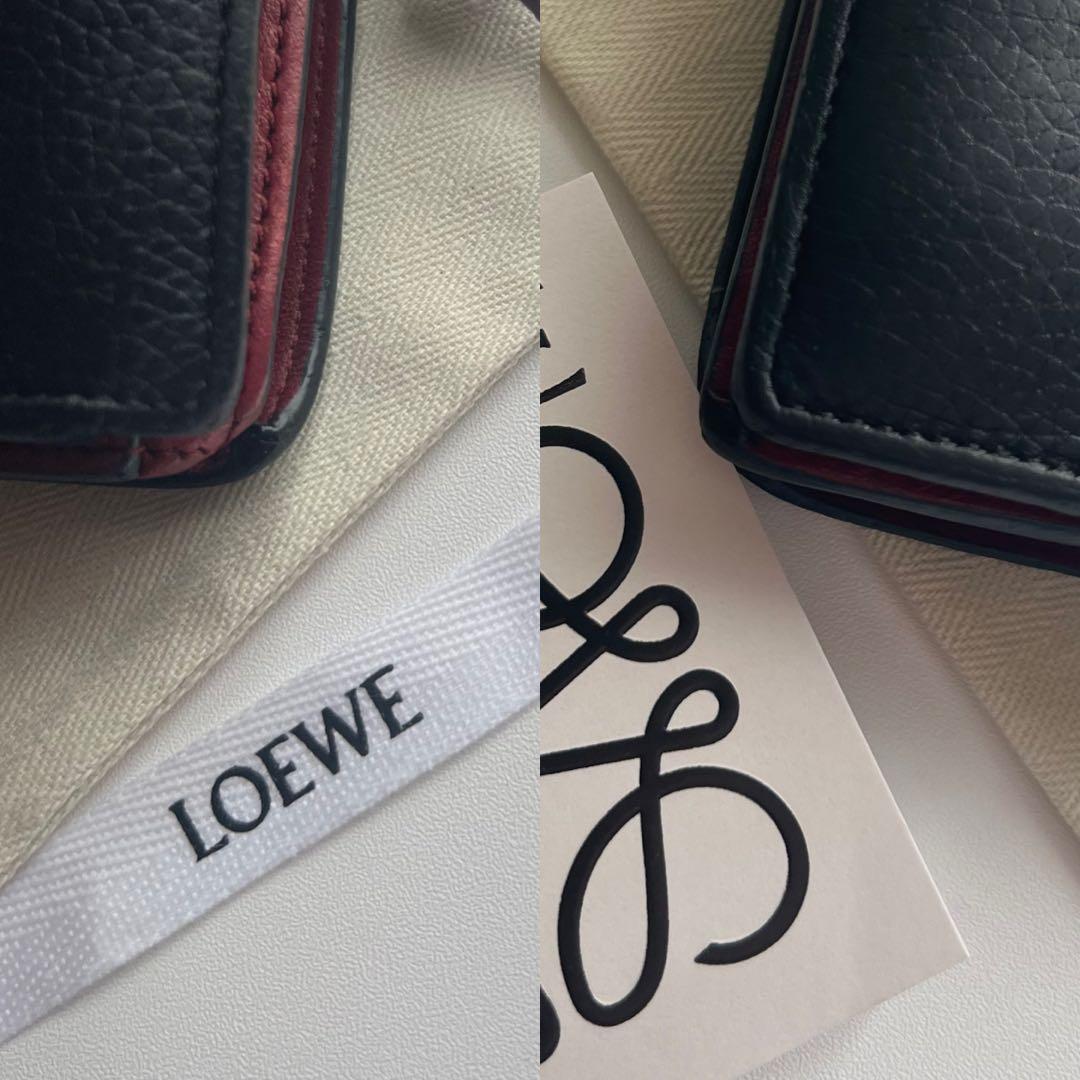 220 美品 LOEWE ロエベ 2つ折り財布
