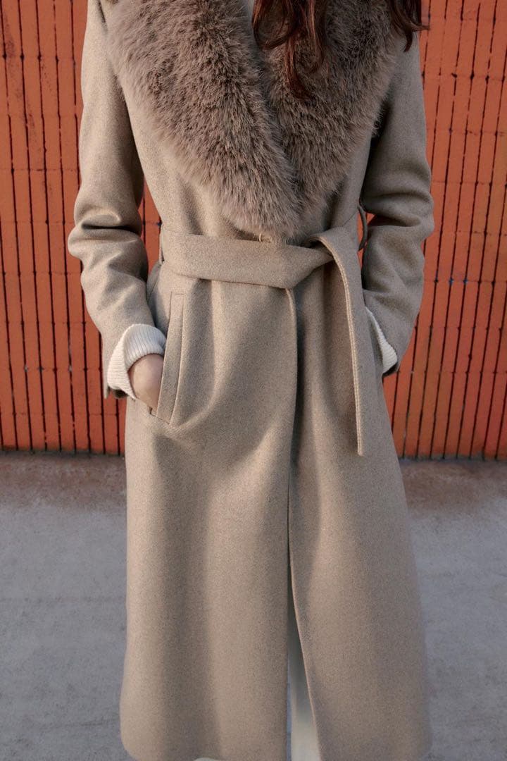 ZARA フェイクファーコート