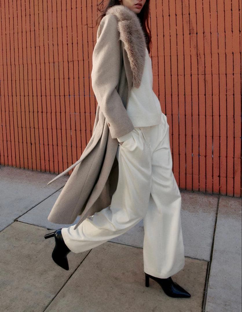 ZARA フェイクファーコート