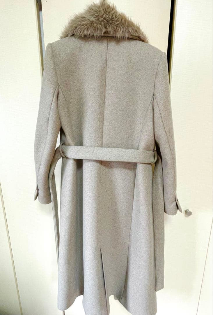 ZARA フェイクファーコート