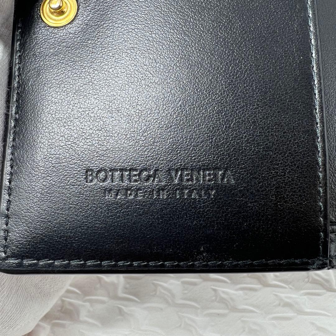 ✨極美品✨ボッテガ・ヴェネタ スモールカセット　バイフォールド　ジップウォレット