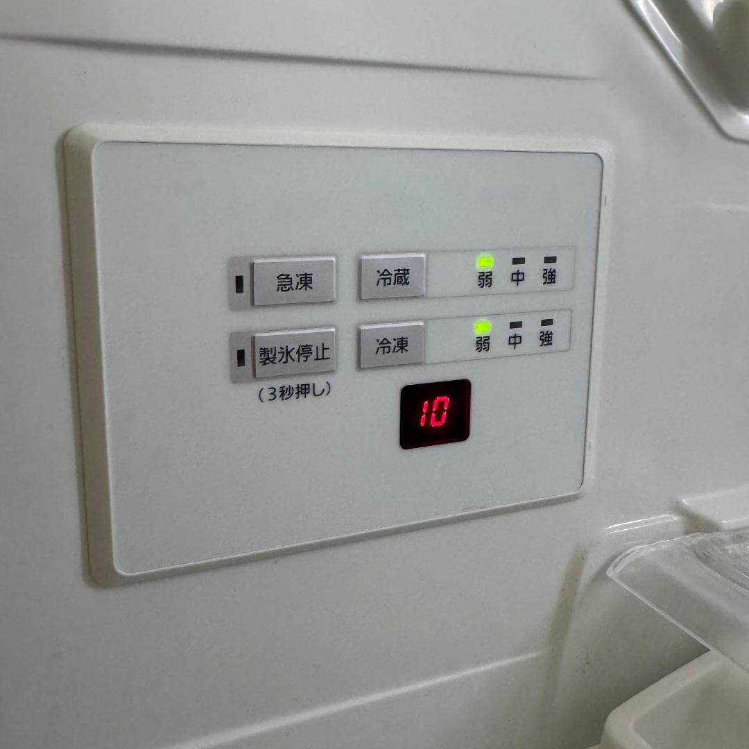 引っ越しのためPanasonic 冷蔵庫 NR-C32FGM-W 2016年製