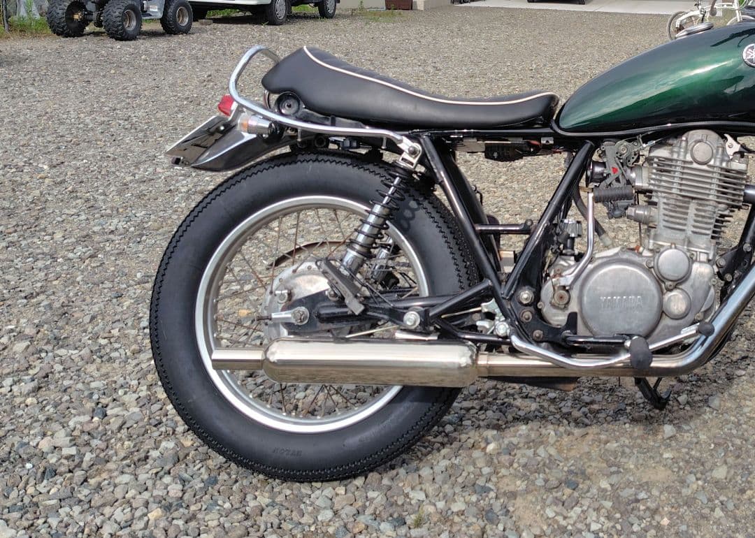 最終価格！ 送料込！ SR400 SR500 タックロールシート