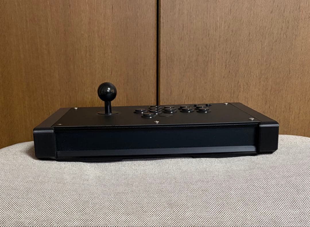 くろまき工房　アーケードコントローラー「precisely」