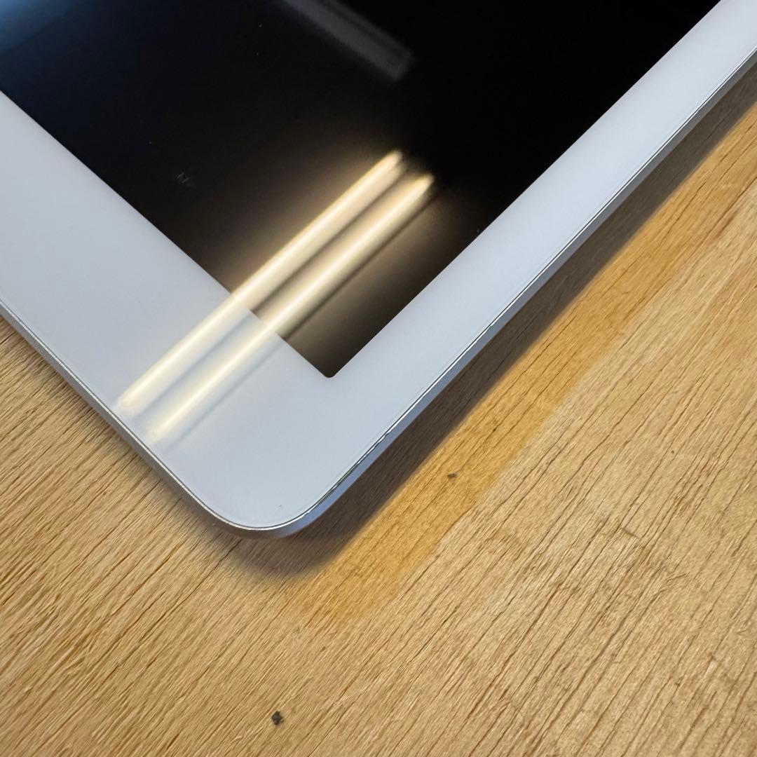 iPad 第6世代　32GB