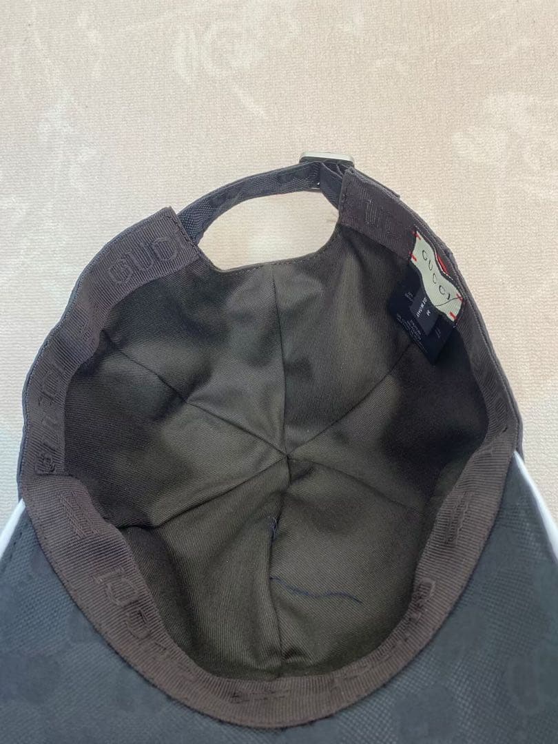 GUCCI ブラック ベースボールキャップ M