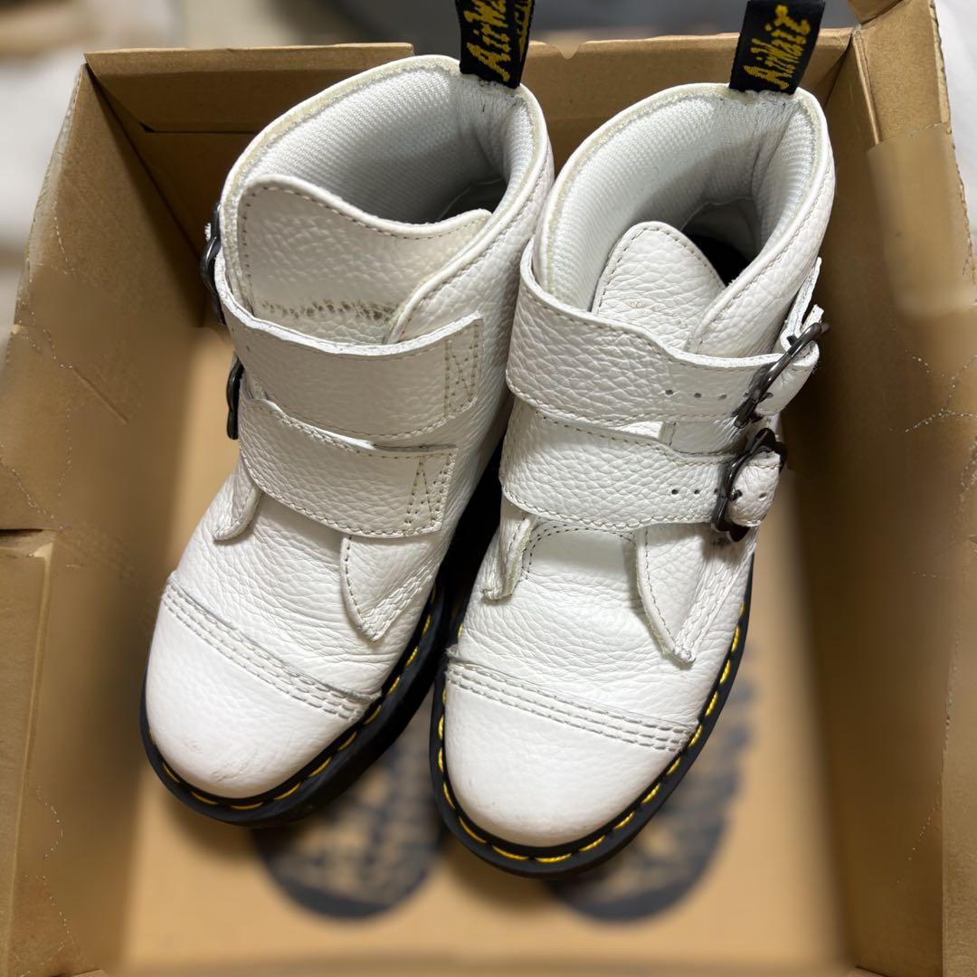 た*ん様 Dr. Martens ブーツ　DEVON FLWR ホワイト