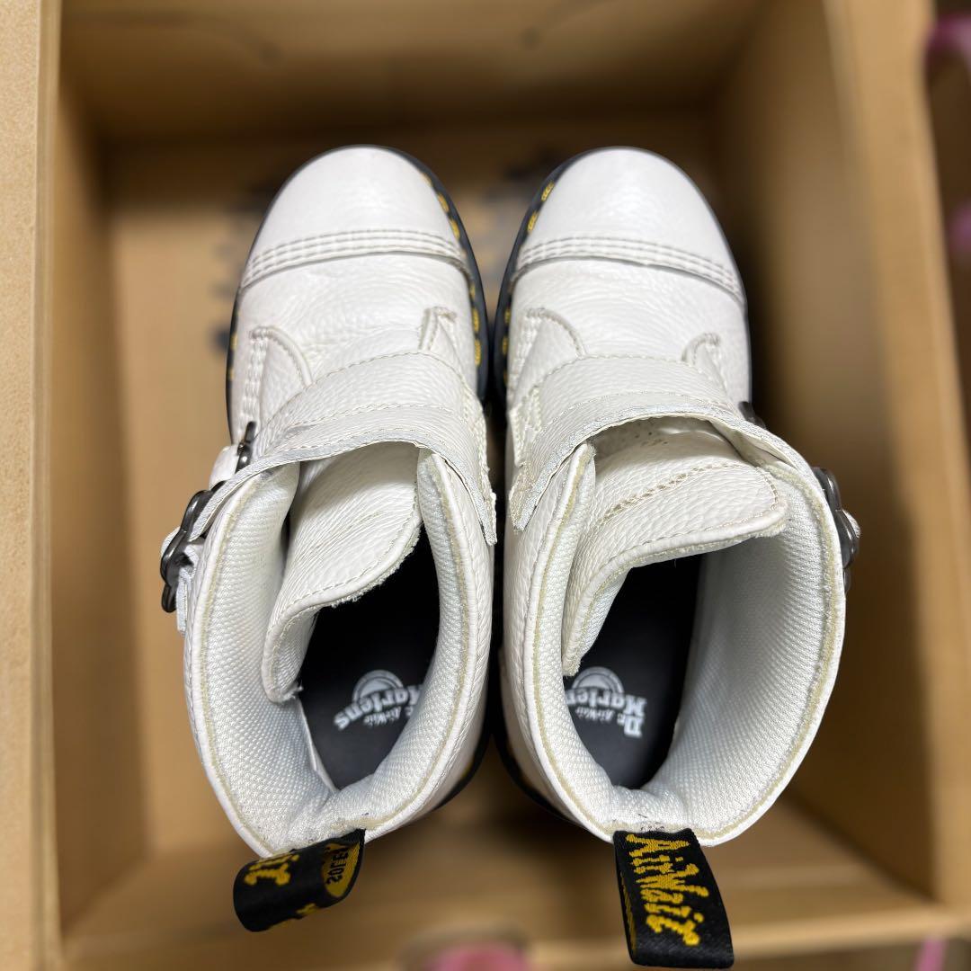 た*ん様 Dr. Martens ブーツ　DEVON FLWR ホワイト