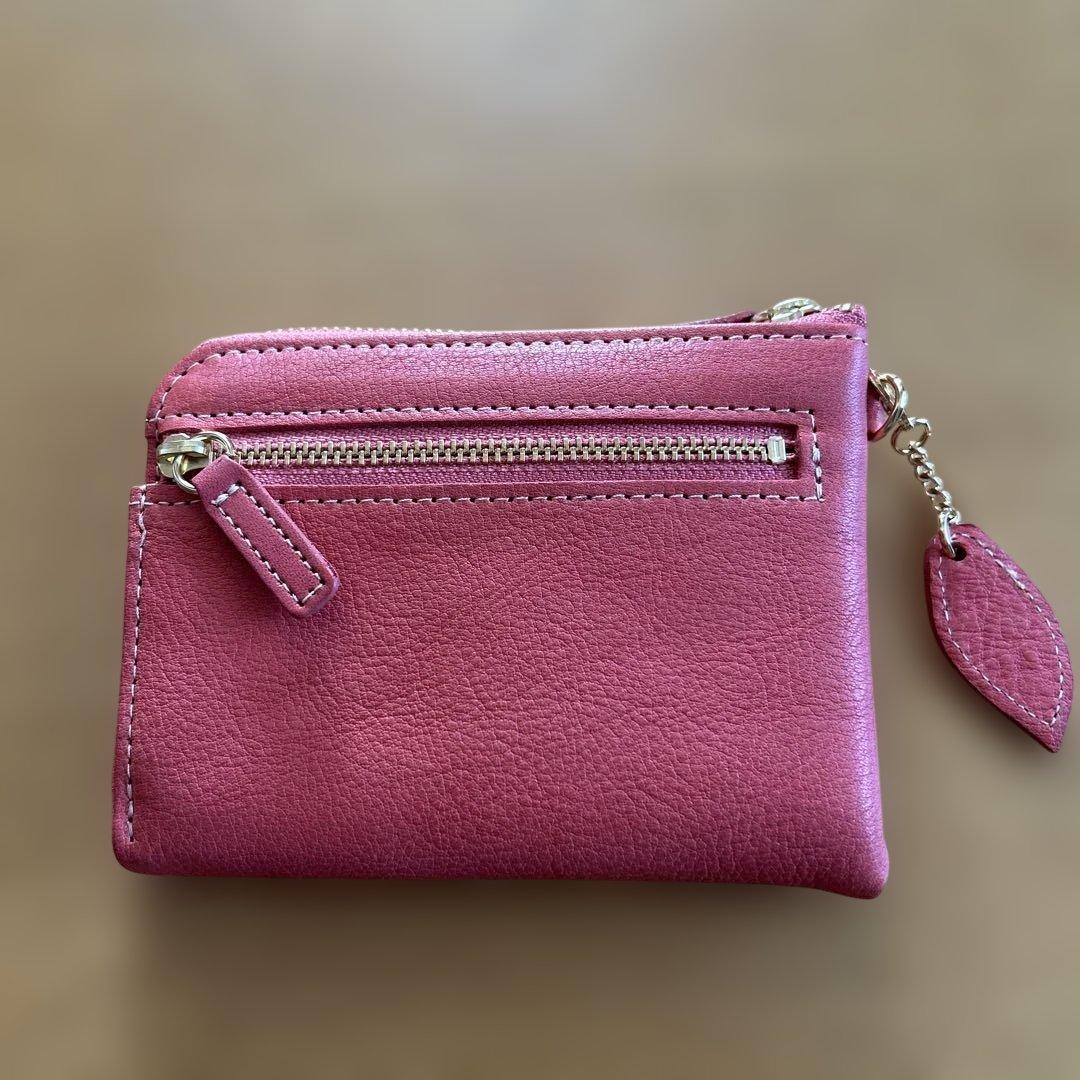 ダコタ　財布