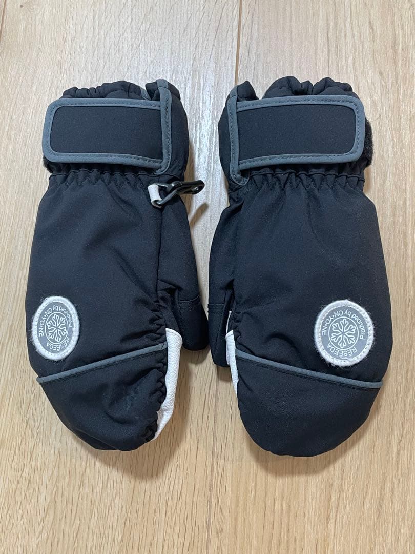 美品 Columbia 子供用スノーウェア XS （120cm） 手袋セット