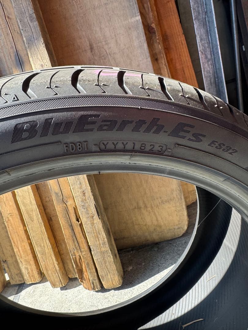 タイヤ・ホイール BluEarth Es ES32 245/40R19