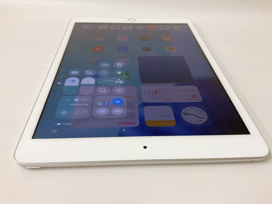 【超美品・BT92％】iPad 第8世代 32GB Wifiモデル シルバー