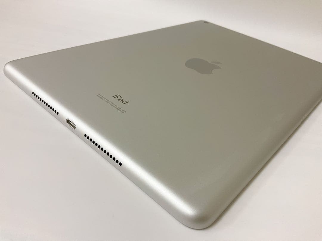 【超美品・BT92％】iPad 第8世代 32GB Wifiモデル シルバー
