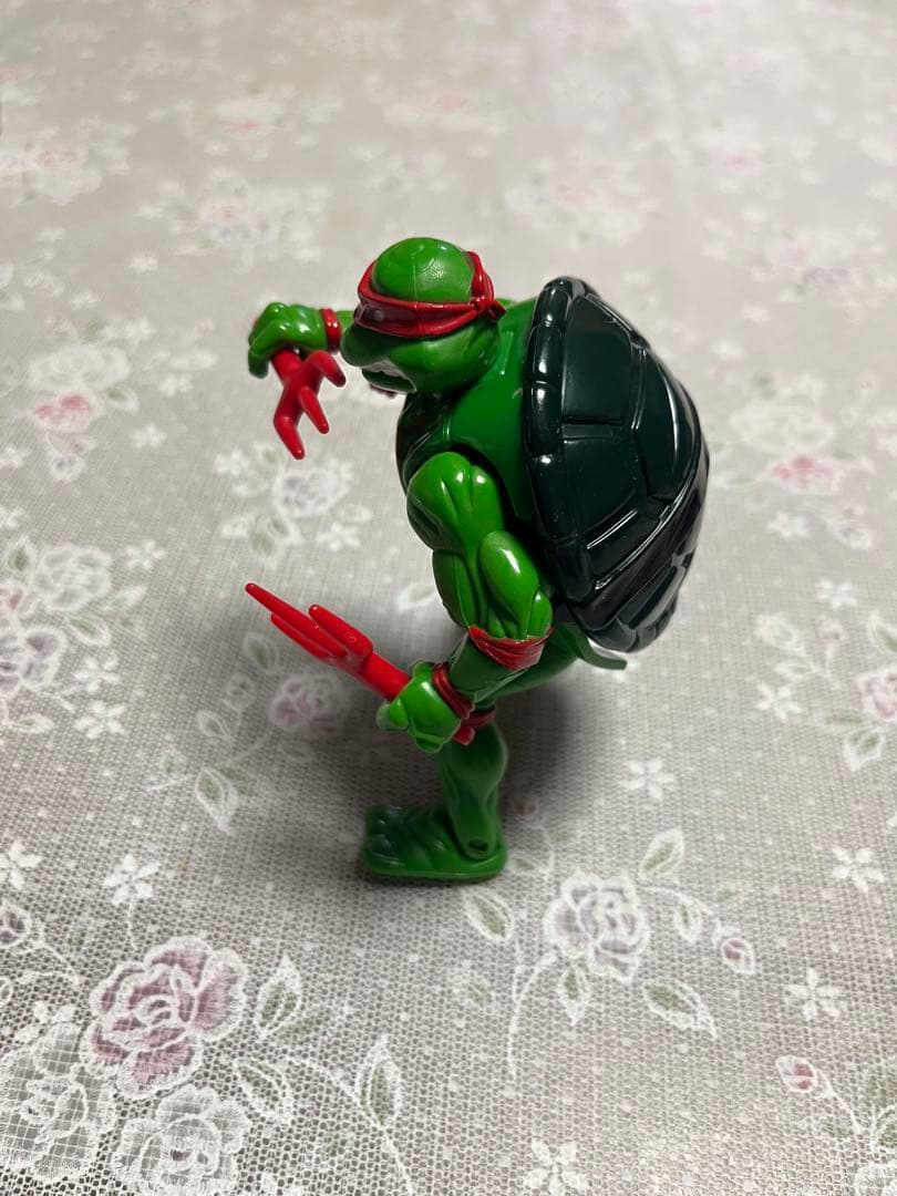 箱付き　TMNT ミュータントタートルズ　ラファエロ　レオナルド　プレイメイツ