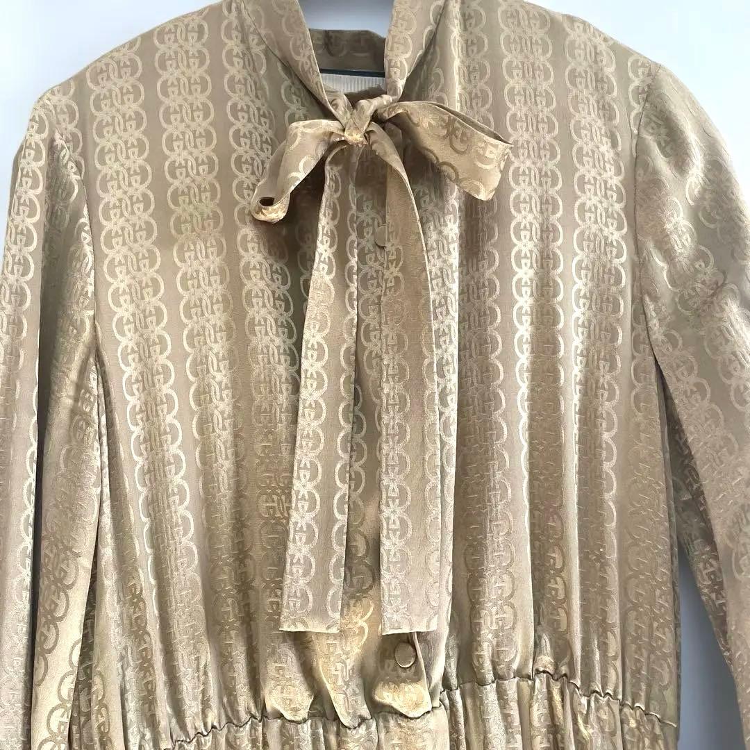 k*a様 GUCCI ロッキングシルクワンピース ドレスシャツ GGロゴ柄