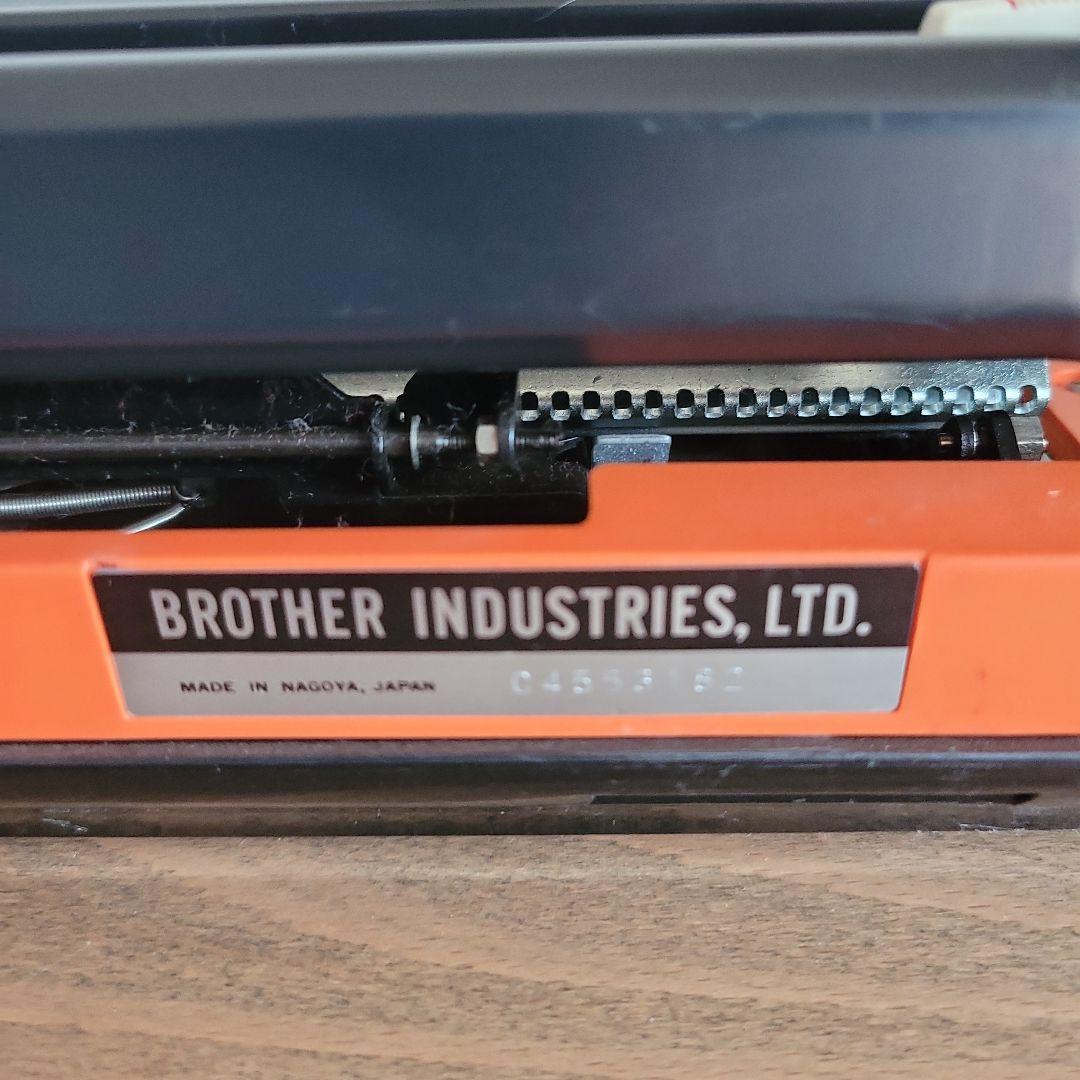 BROTHER YOUNG ELITE オレンジ タイプライター