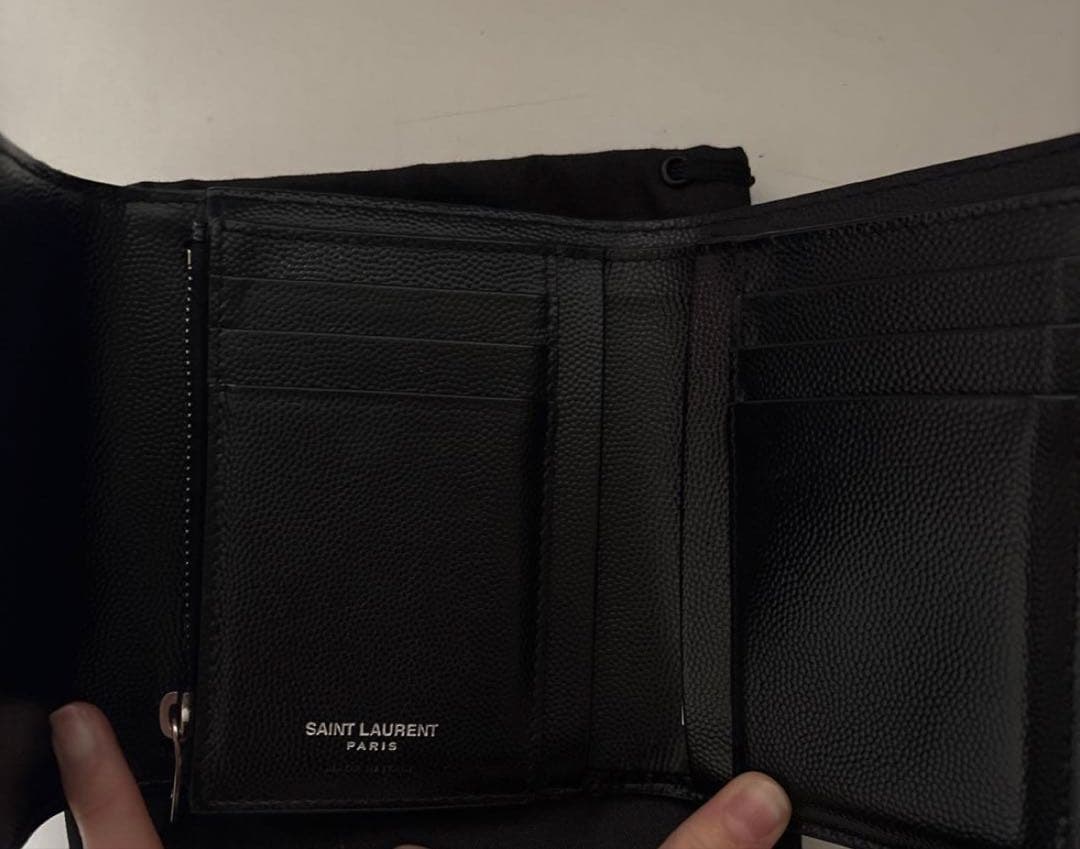 美品　YVES SAINT LAURENT三つ折り財布