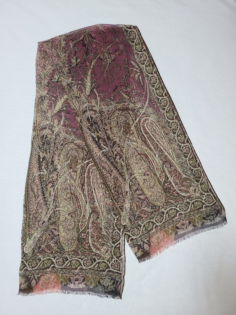 週末値下げ♪ETRO ペイズリー柄 シルク ストール　イタリア製