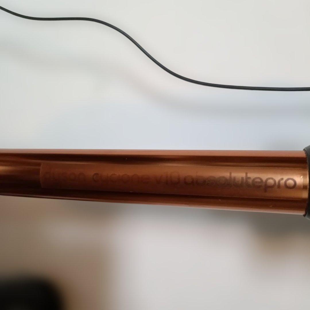 送料込 美品V10スティック＆ハンディ エコ57分中26分30秒MAX4分20秒